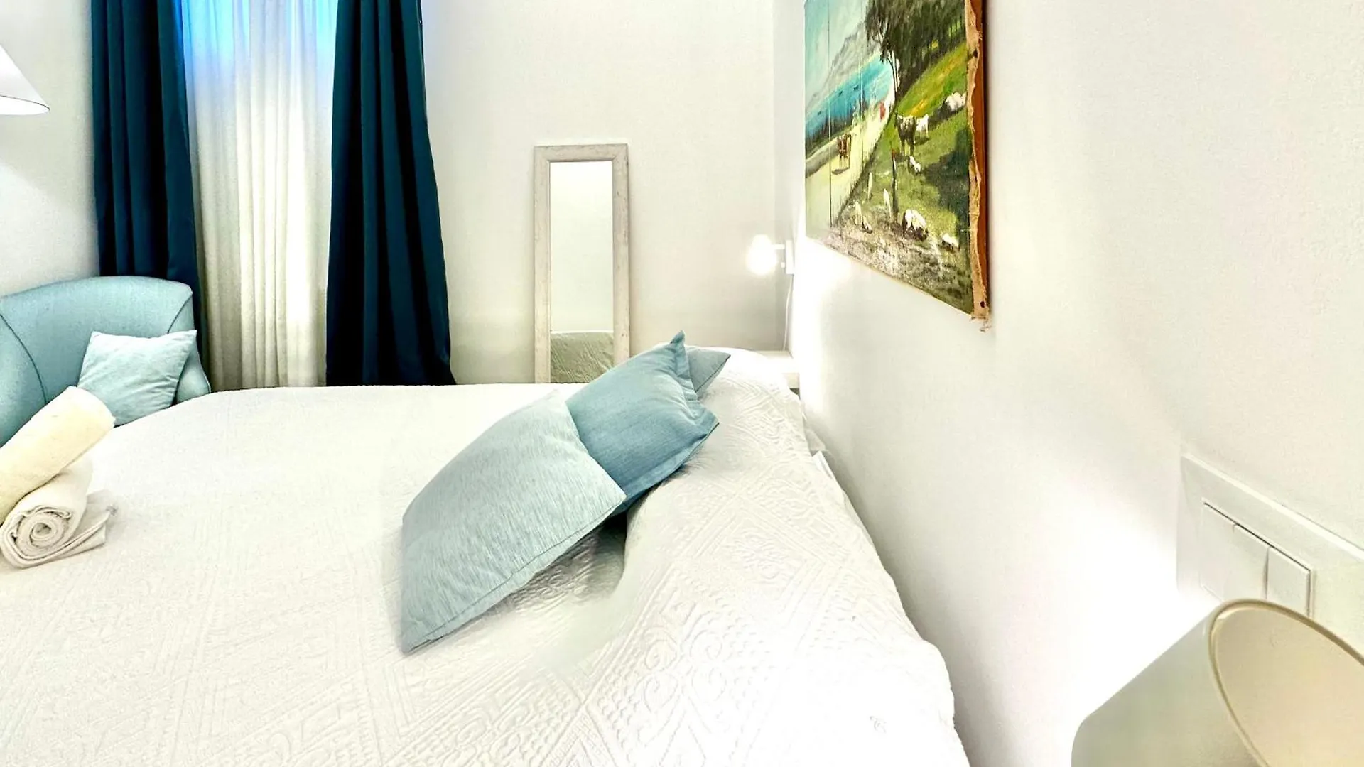 Apartment Merlo Holiday Homes Mondello Palermo