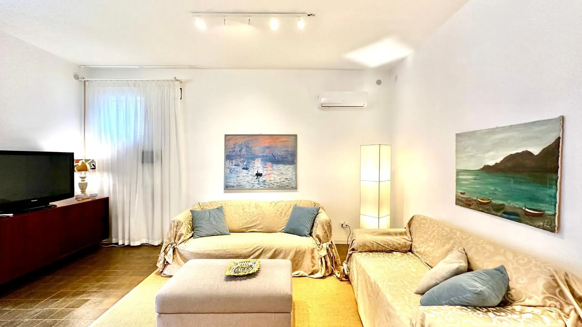 Apartment Merlo Holiday Homes Mondello Palermo Italy